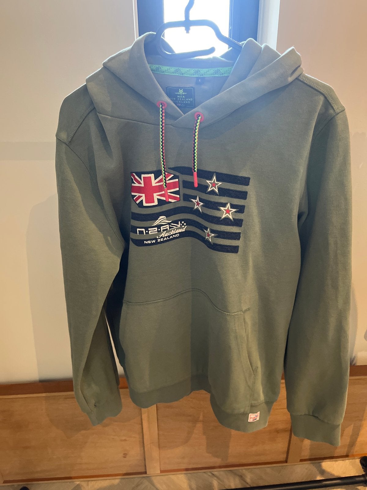 N.Z.A. New Zealand Auckland hoodie maat L, Ophalen, Zo goed als nieuw