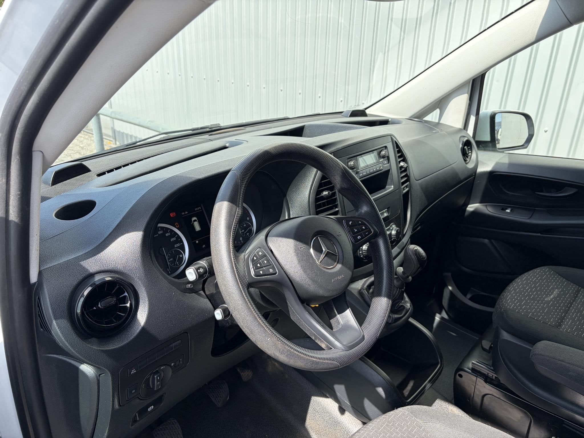 Mercedes-Benz Vito 114 CDI Lang*CRUISE*HAAK*A/C*TEL*PDC*, Gebruikt, Euro 6, 2000 kg, 2 stoelen