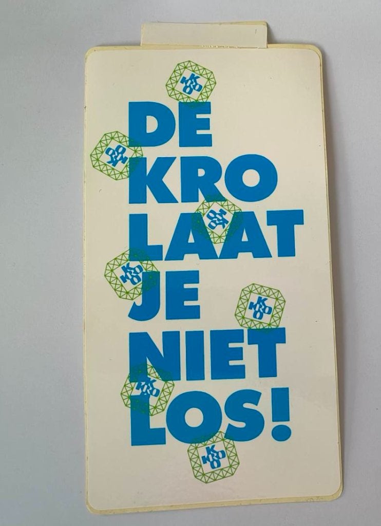 Sticker de KRO laat je niet los, Verzamelen, Stickers, Zo goed als nieuw, Film, Tv of Omroep, Ophalen of Verzenden