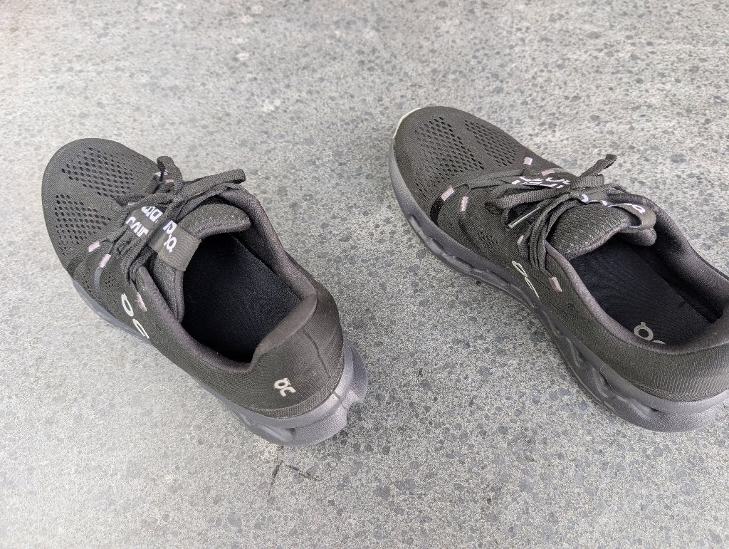 On Cloudsurfer hardloopschoenen, zwart, maat 44.5 valt klein, Hardloopschoenen, Nieuw, Hardlopen, Ophalen