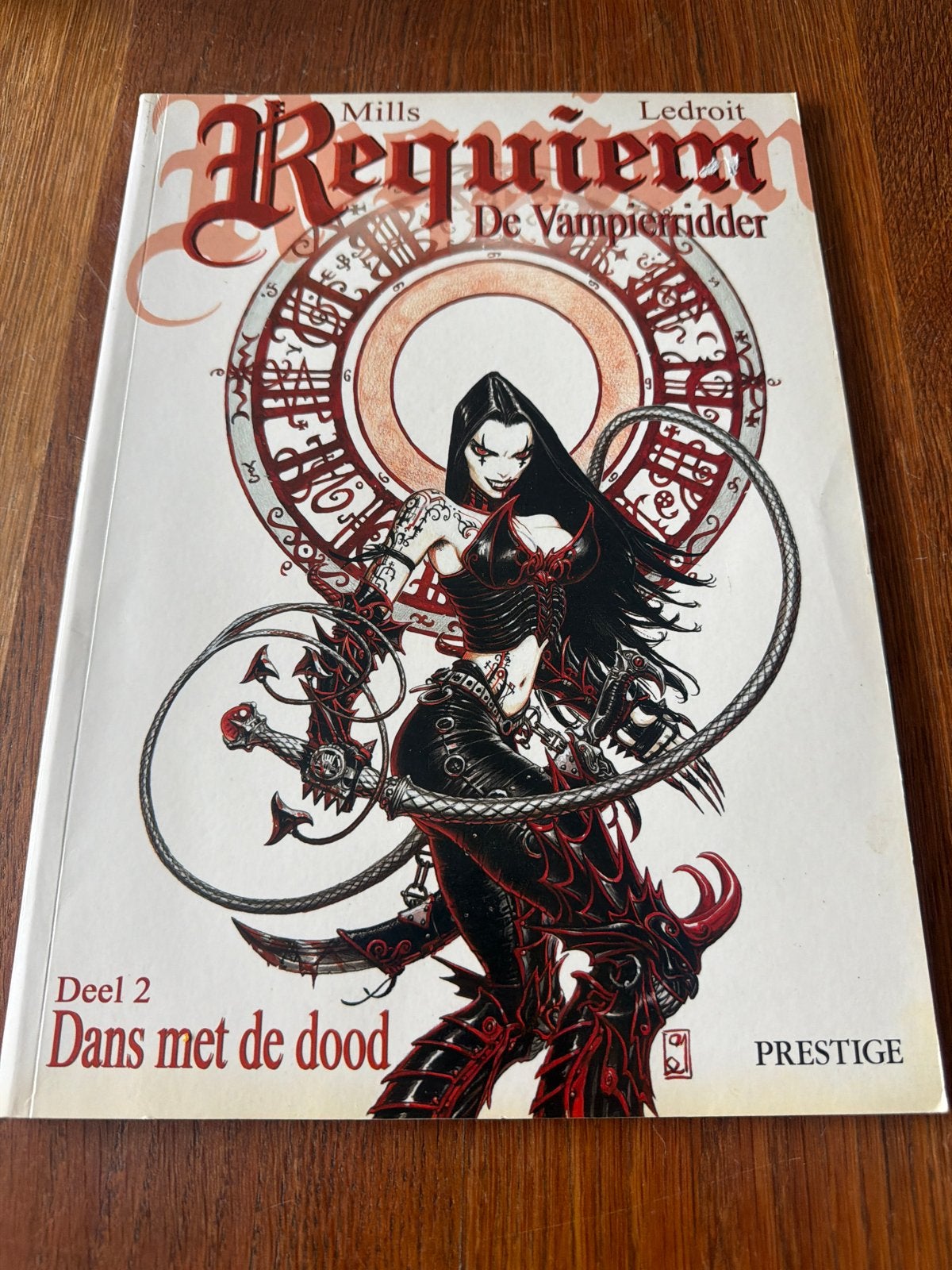Requiem De Vampierridder Deel 2: Dans met de dood, Ophalen, Zo goed als nieuw
