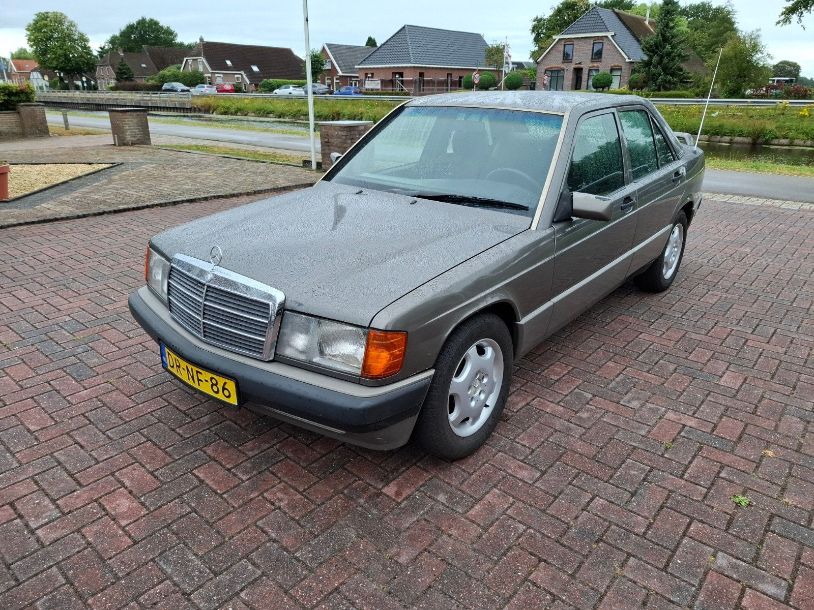 Mercedes-Benz 190-Serie 2.0 D w201 1992, Auto's, Achterwielaandrijving, 4 cilinders, 572 kg, Origineel Nederlands