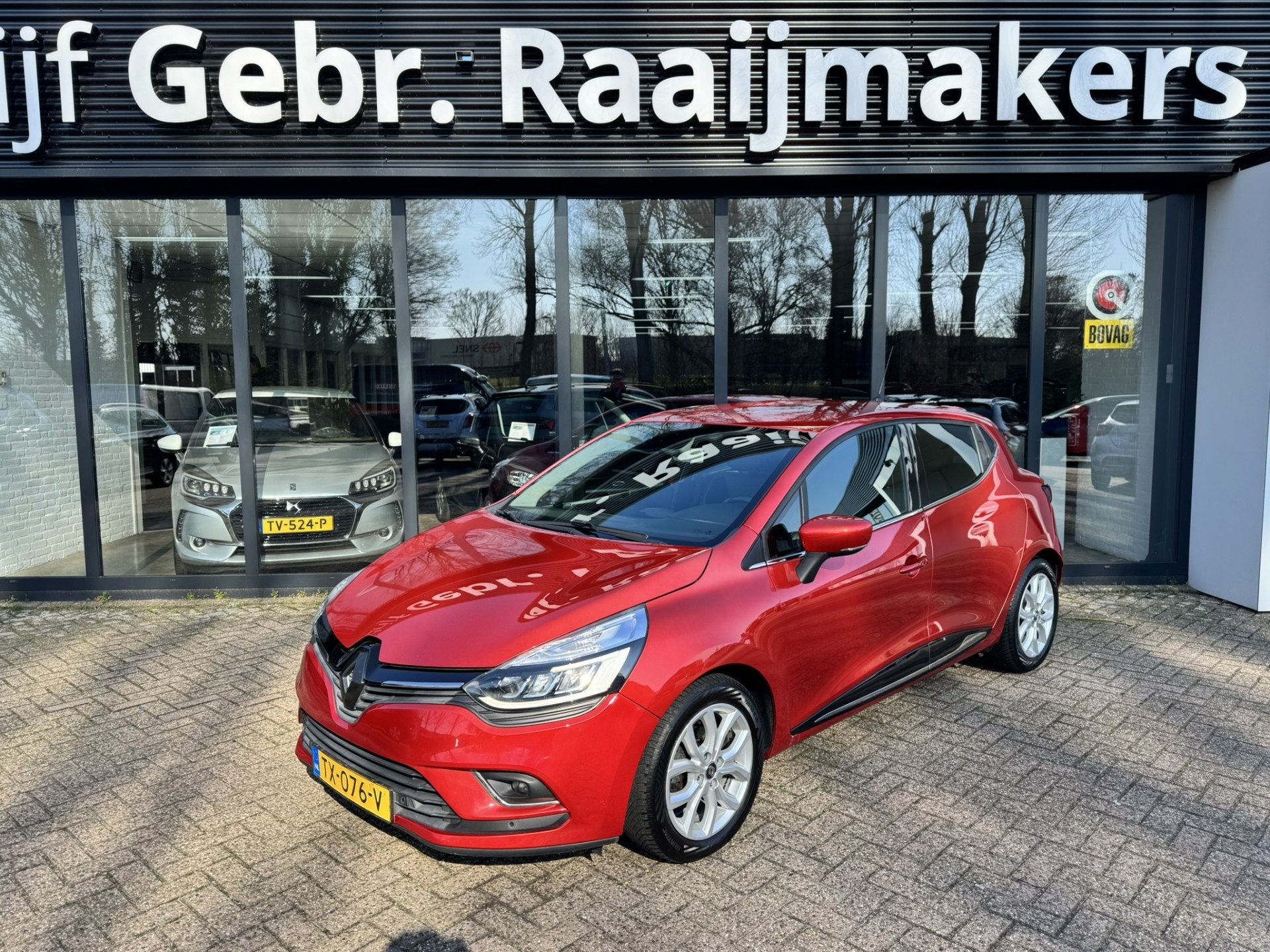 Renault Clio 0.9 TCe Intens*LED*Camera*ACC* (bj 2018), Auto's, Voorwielaandrijving, Verwarmde buitenspiegels, Gebruikt, Leder en Stof
