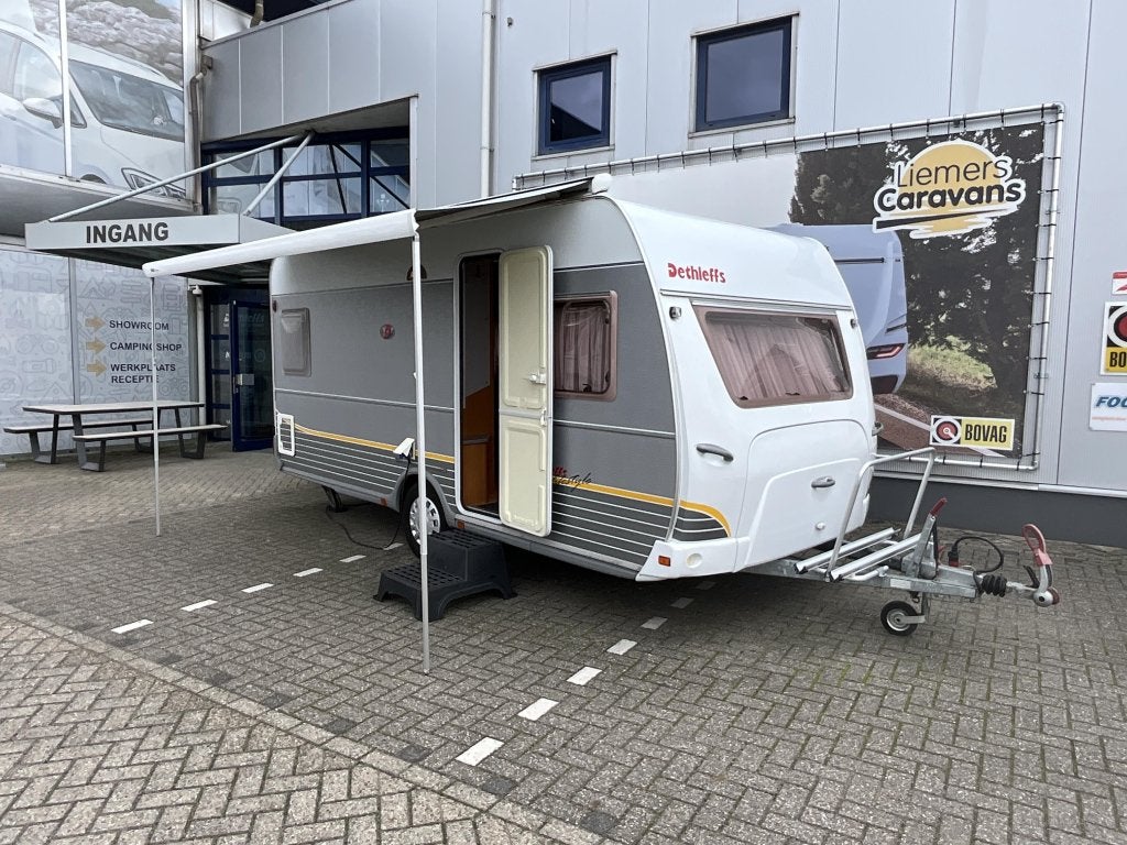 Dethleffs Camper Lifestyle 450 DB ALDE-LUIFEL-ZEER NETJES, Kachel, Rondzit, Bedrijf, 750 - 1000 kg