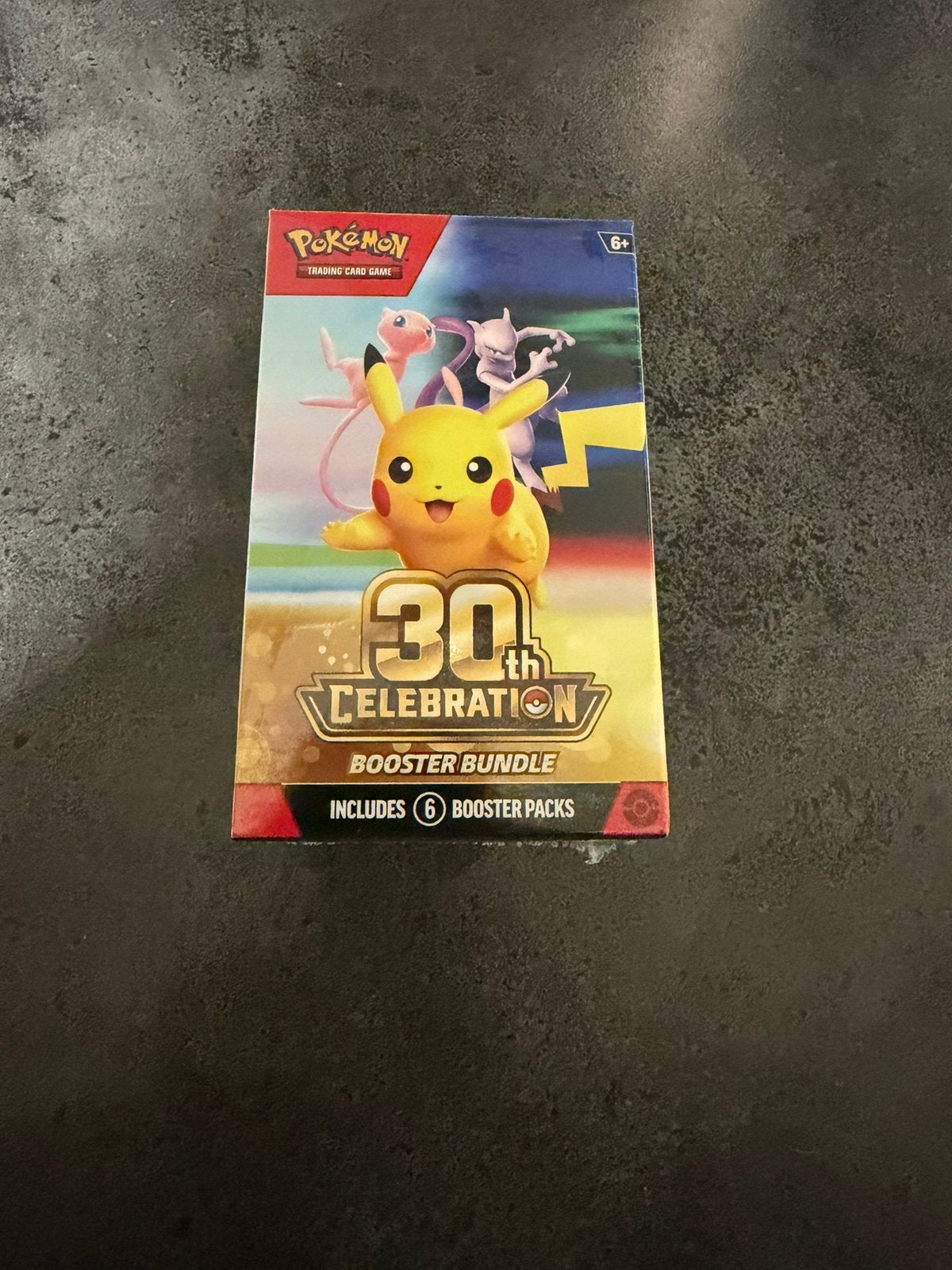 Pokémon 30th Celebration Booster Bundle – 6 boosterpacks, Ophalen, Nieuw, Foil