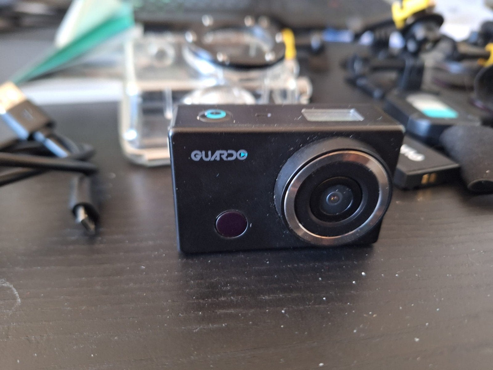 Guardo Action Cam Full HD met mounts, extra accu, onderwater, Ophalen of Verzenden, Zo goed als nieuw, Overige merken