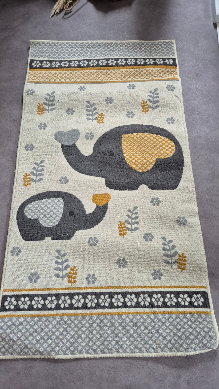 Vloerkleed olifantjes, Ophalen, Gebruikt, 50 tot 100 cm, 150 tot 200 cm