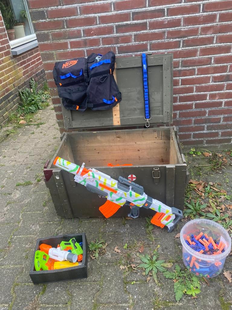Grote nerf collectie, Ophalen, Zo goed als nieuw