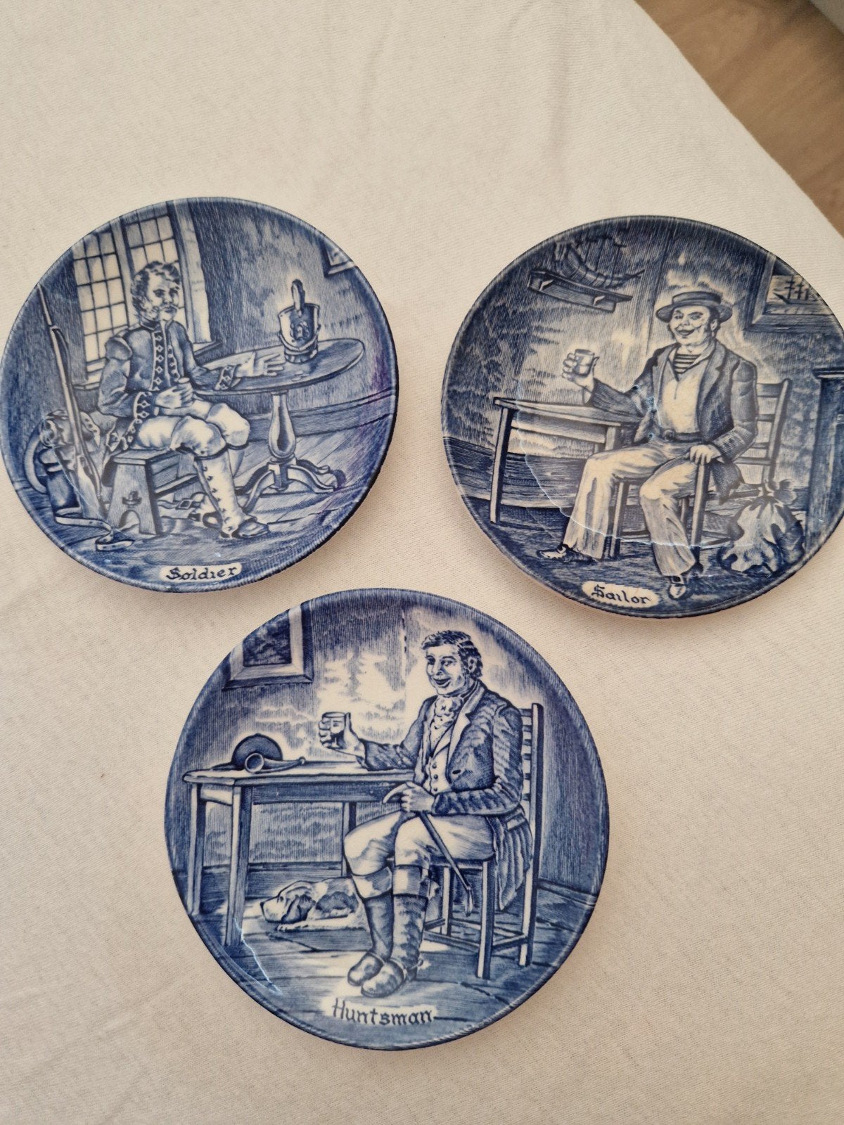 Enoch Wedgwood Tunstall Ltd. - 3 decoratieve bordjes, Antiek en Kunst, Ophalen