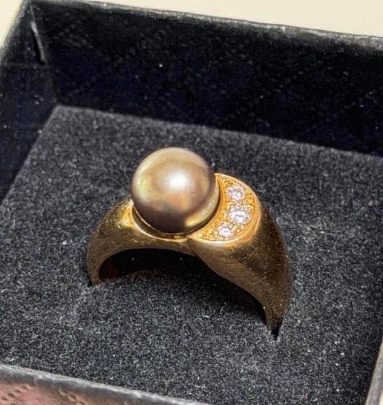 Prachtige 18 karaat gouden ring met zuidzee parel en diamant, Met edelsteen, Ophalen of Verzenden, Kleiner dan 17, Dame