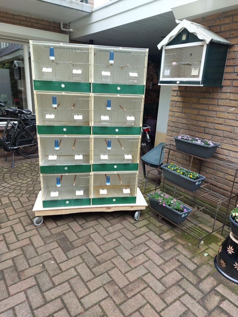 4 x 2 heesakkers kunstof broedkooien 102, Dieren en Toebehoren, Ophalen, Gebruikt, Kunststof, Broedkooi of Kweekkooi