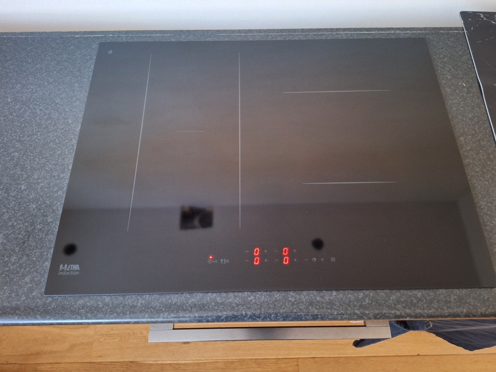 Etna Inductie kookplaat 2 Fase, Ophalen, Inbouw, Inductie, 4 kookzones