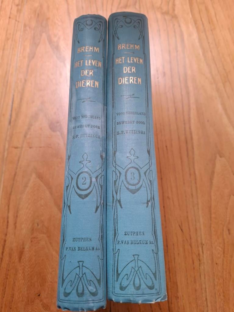 Het leven der dieren deel 2 en 3 A.D.Brehm.1930, Ophalen of Verzenden, Gelezen, Natuur algemeen
