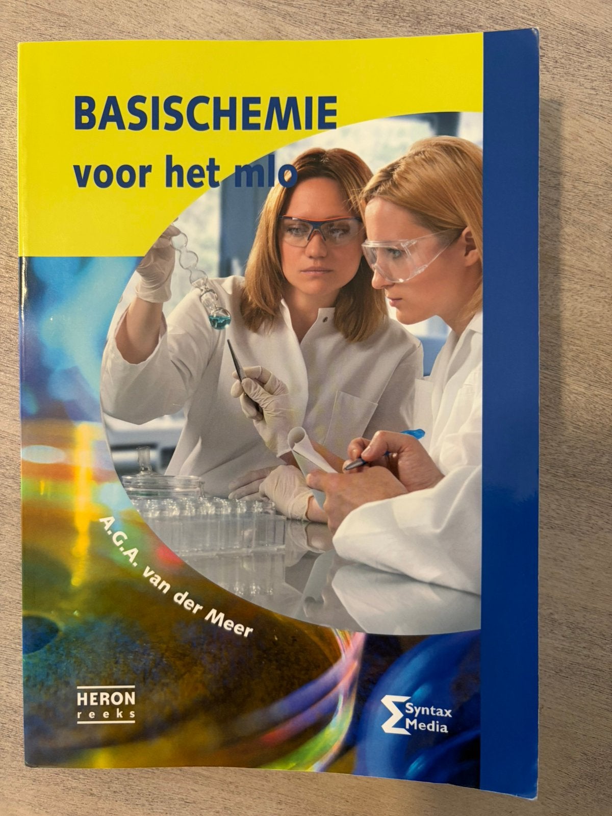 Basischemie voor het mlo, Boeken, Ophalen, Gelezen, Overige niveaus, Scheikunde