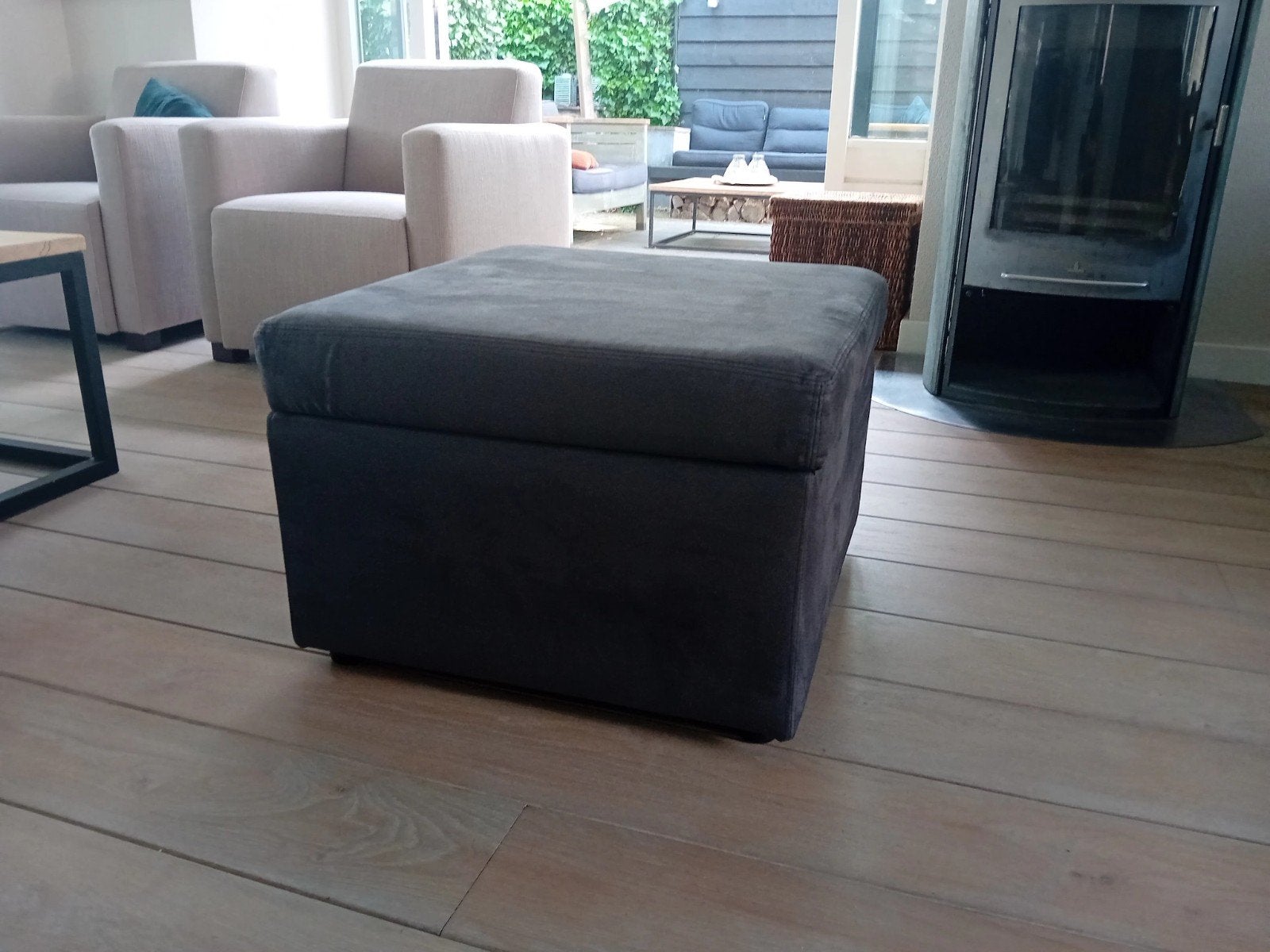 Antraciet grijs poef met opslagruimte., Ophalen of Verzenden, Vierkant, 50 tot 75 cm, 50 tot 75 cm