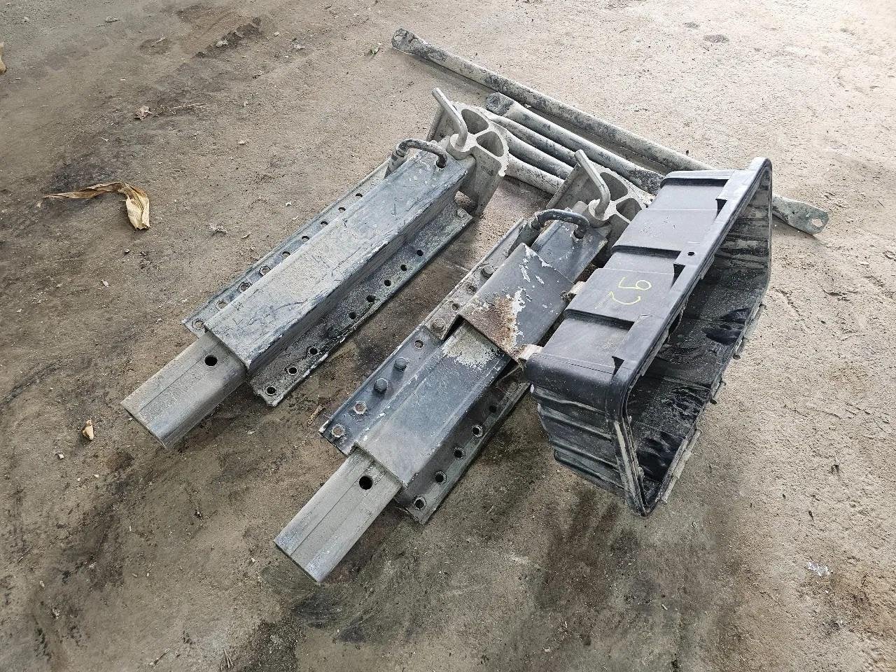 Jost Aluminum trailer support leg 80 cm-max 144 cm JOST Alum, Gebruikt