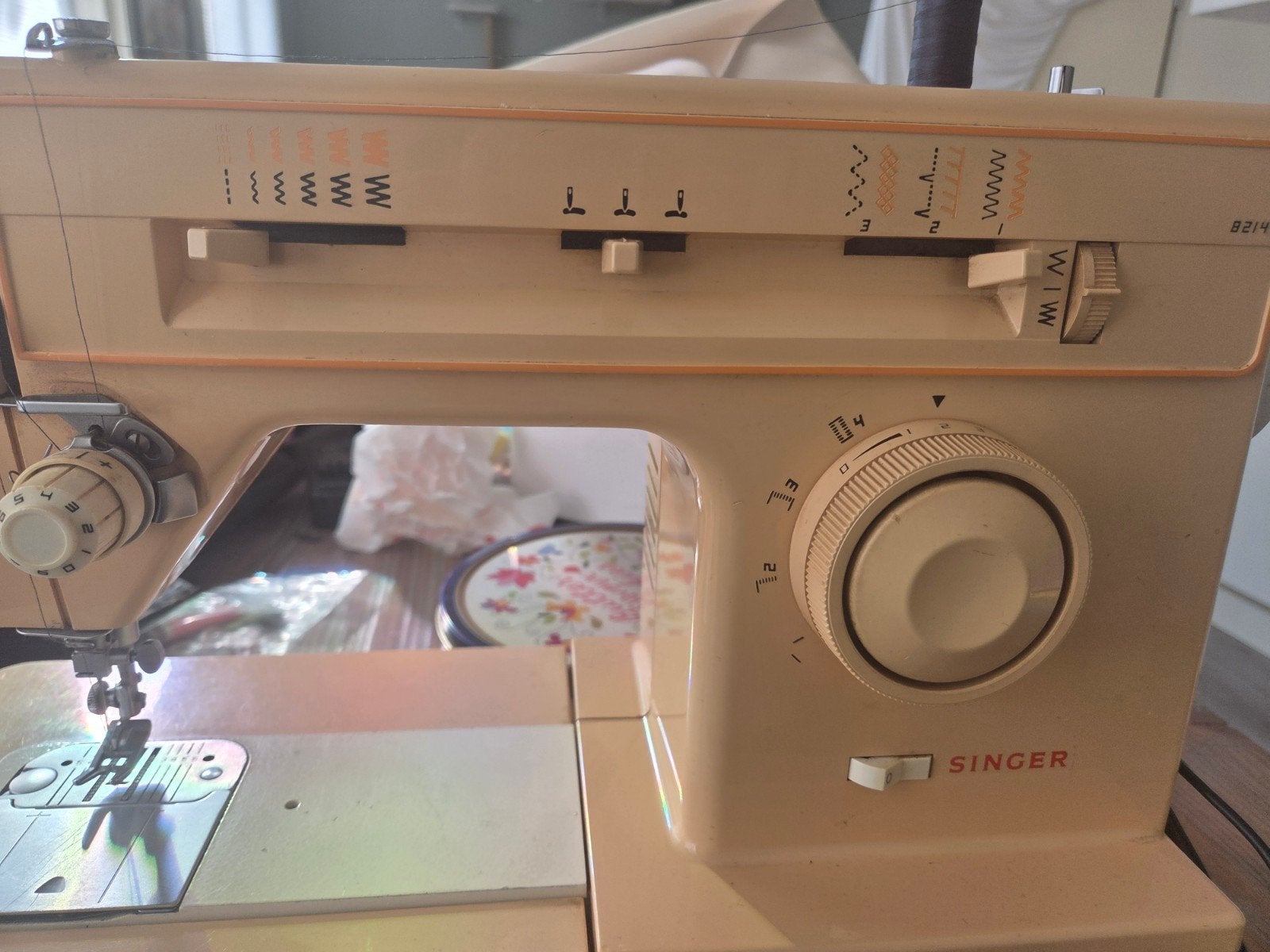 Vintage Singer 8214 Naaimachine - Volledig Functioneel, Ophalen, Gebruikt, Naaimachine, Singer