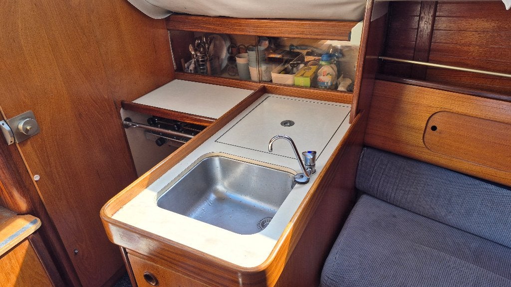 Beneteau First 29 - snel, comfortabel en ruim, 9 m, Gebruikt, Binnenboordmotor, 1.80 meter