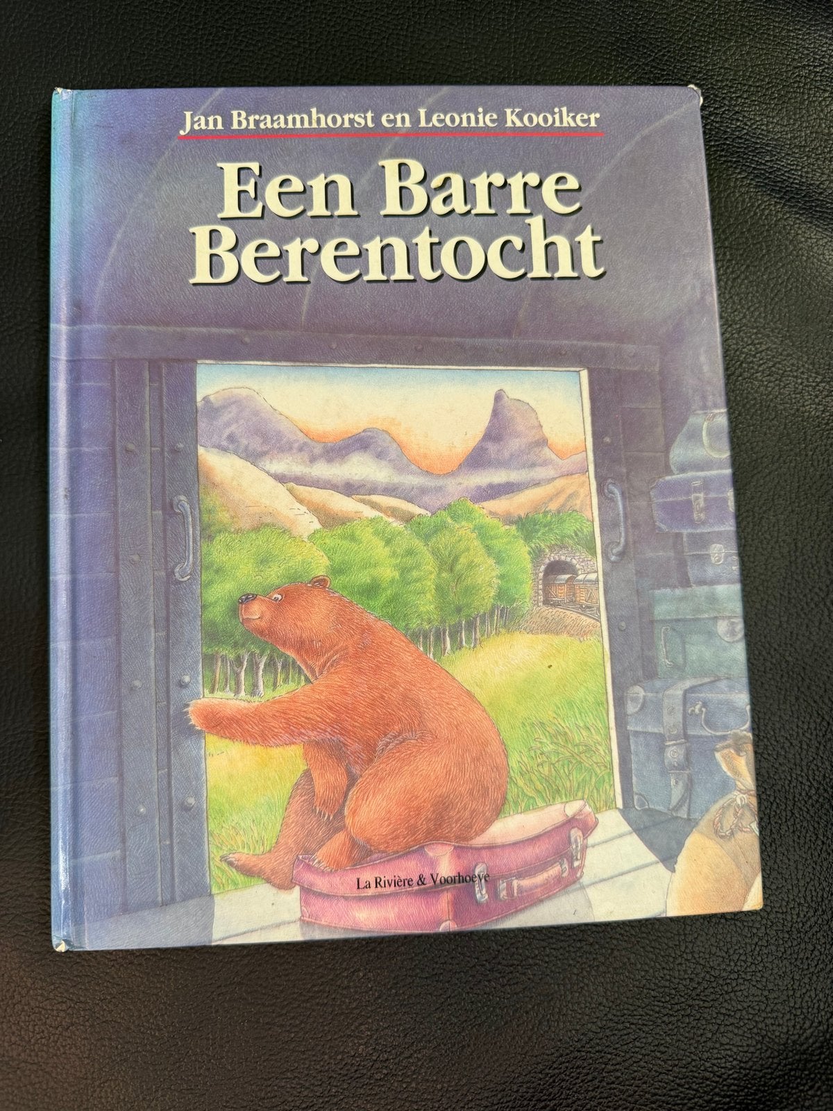 Een Barre Berentocht - Jan Braamhorst & Leonie Kooiker, Ophalen of Verzenden, Zo goed als nieuw, Fictie algemeen