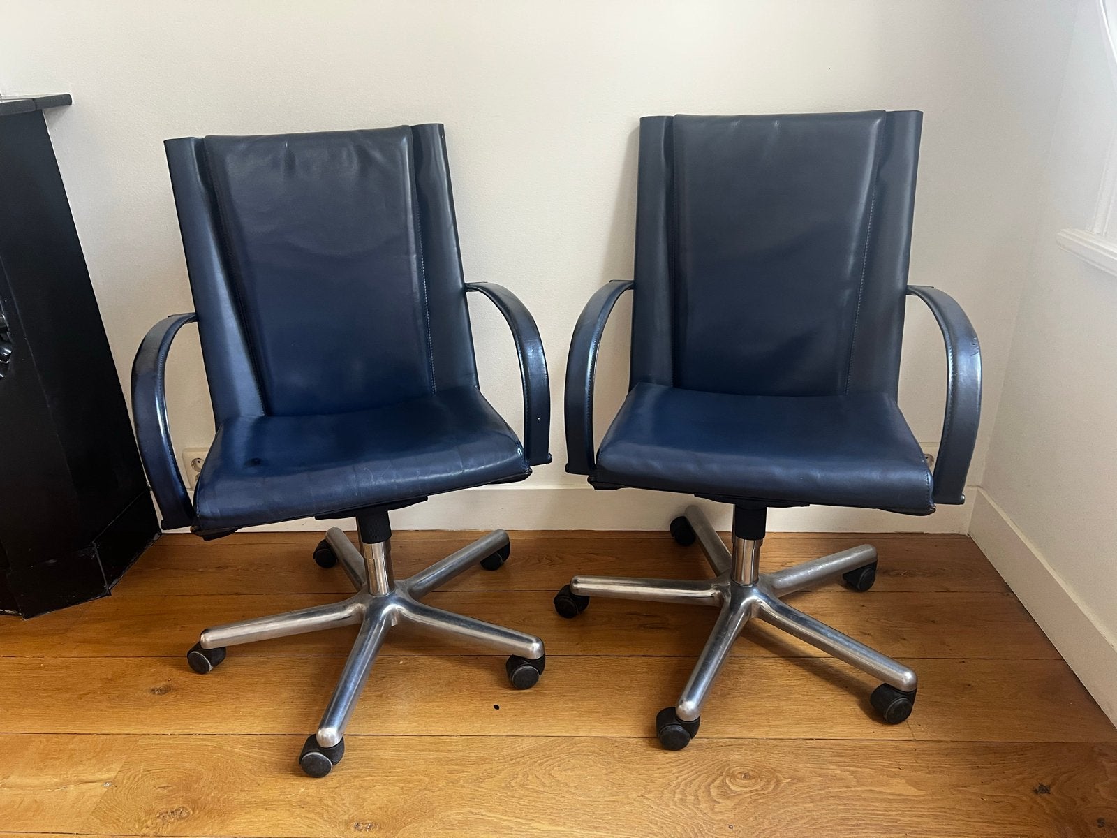 2x Matteo Grassi Bureaustoelen - prijs per stuk, Ophalen, Gebruikt, Blauw, Bureaustoel