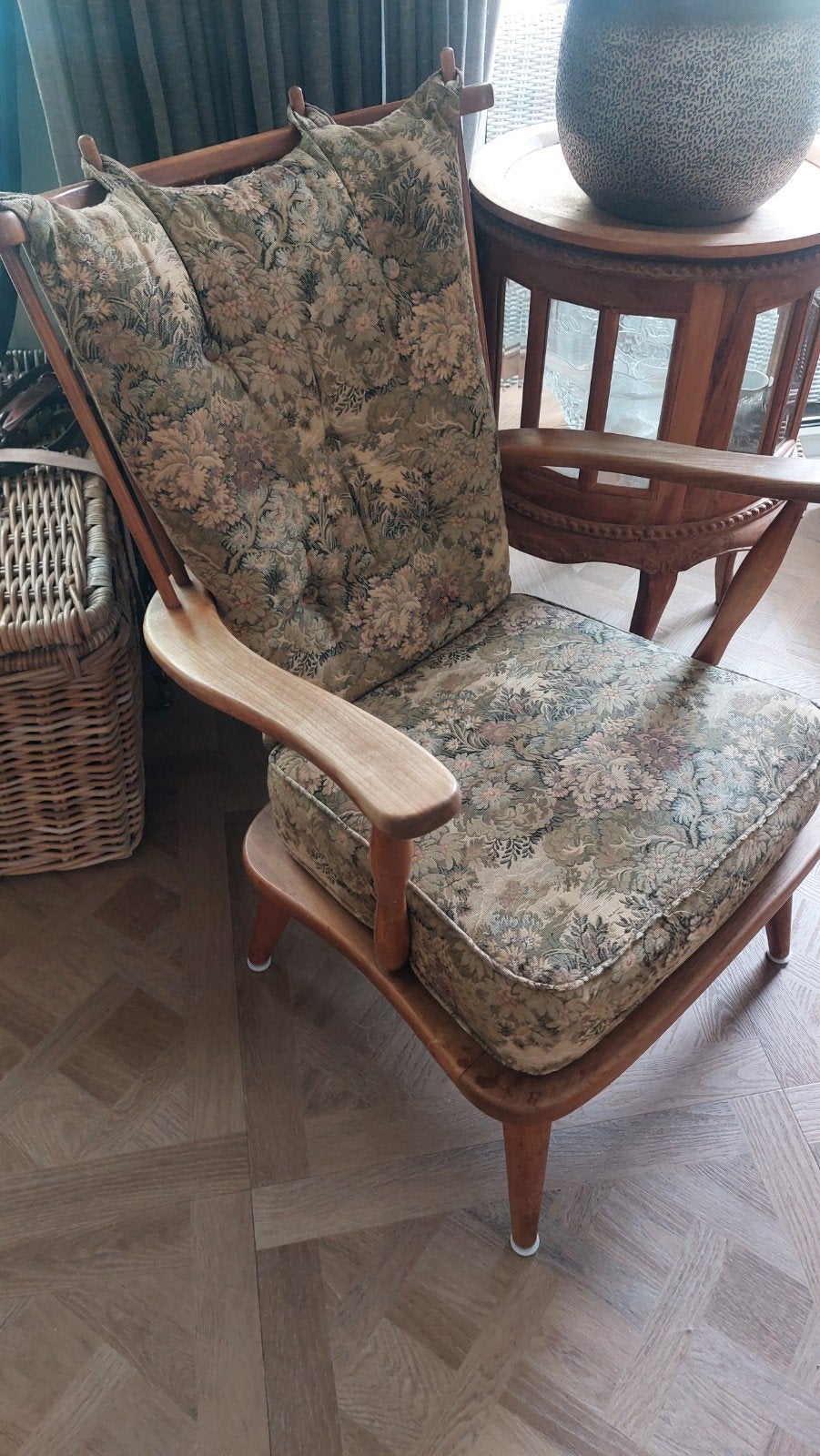 Vintage jaren 50 stoel Zweedse spijlen stoel, Huis en Inrichting, Stoelen, Ophalen, Gebruikt, Bruin, Jaren 50