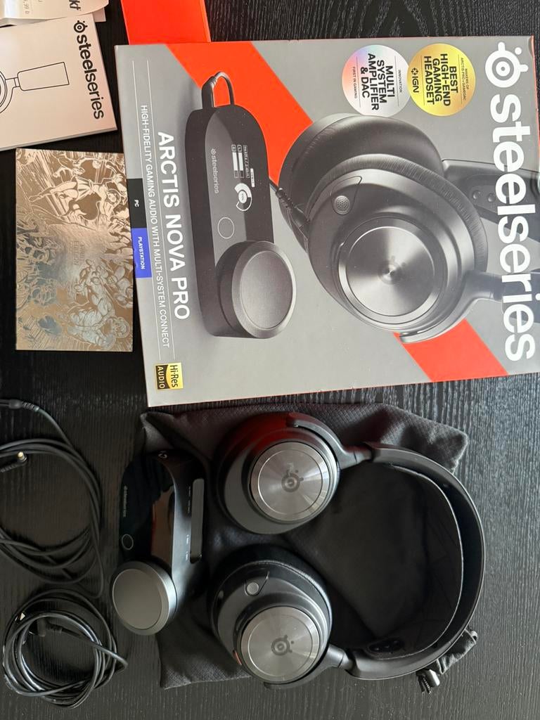 Arctis Nova Pro - First Edition - Nieuwstaat + bon, Ophalen of Verzenden, Gaming headset, Zo goed als nieuw