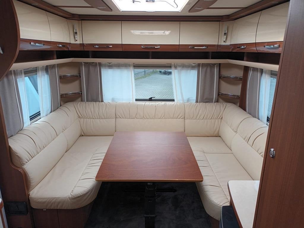 LMC Exquisite 595 VIP, Rondzit, Bedrijf, Schokbreker, Overige typen
