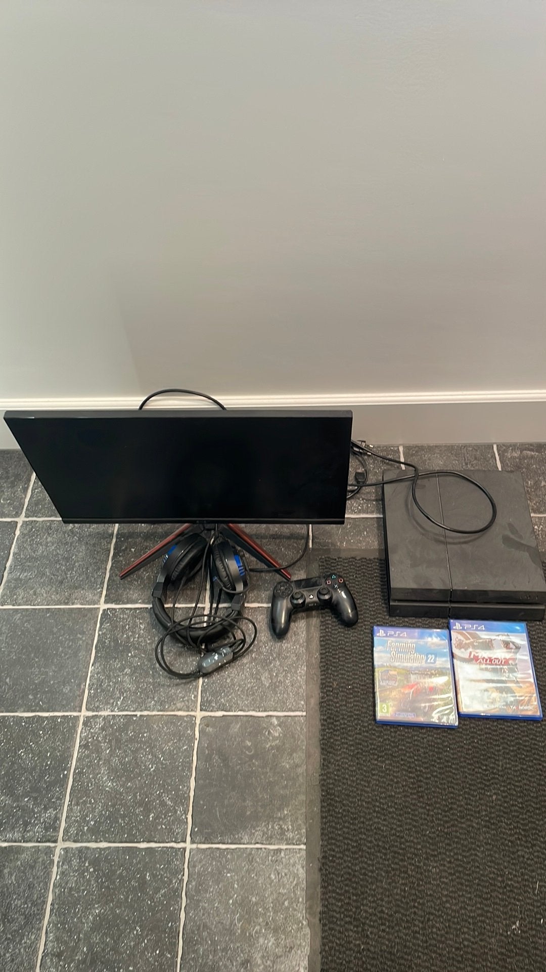 Ps4 met gaming scherm, Ophalen, Zo goed als nieuw, Ultra HD (4K), Gaming
