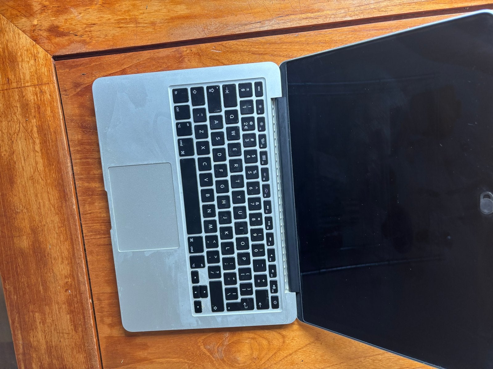 Kapotte MacBook Pro 13 inch 2015, 8GB RAM, 256GB SSD, MacBook Pro, 256 GB, 2 tot 3 Ghz, Qwerty