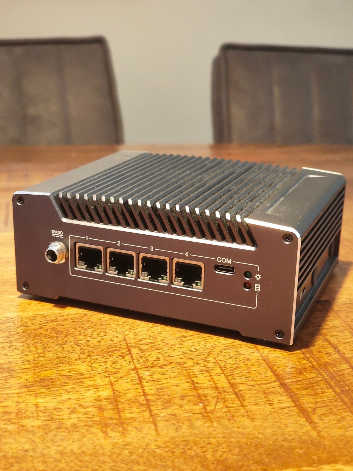 Protectli Vault V1410 router/pc - 500GB NVMe SSD, Ophalen, Intel n5105, 2 tot 3 Ghz, 8 GB