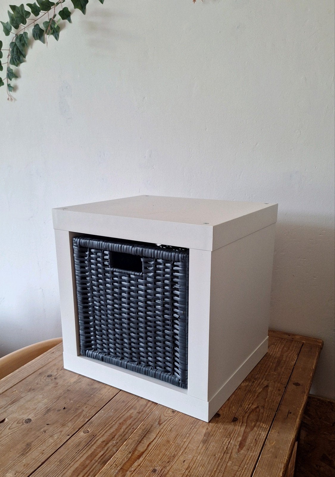 Kallax (expedit) ikea Witte kubus kast met mand, Ophalen, Gebruikt