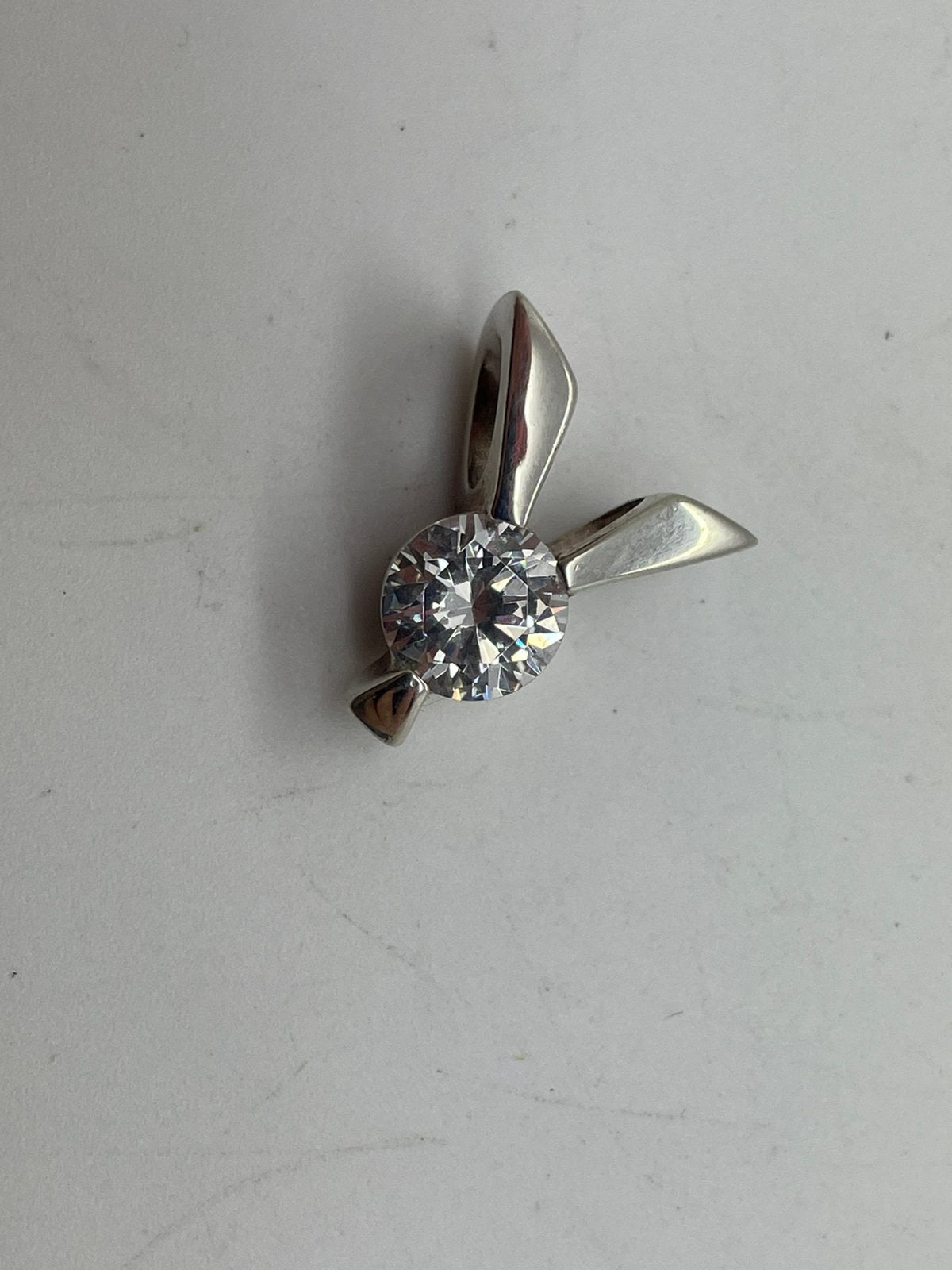 F143 Prachtige zilveren hanger heldere steen, Sieraden, Tassen en Uiterlijk, Kettinghangers, Overige voorstellingen, Ophalen of Verzenden