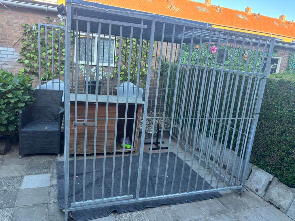 Hondenkennel gratis, Dieren en Toebehoren, Hondenhokken, Ophalen of Verzenden, Zo goed als nieuw, 110 cm of meer, 100 cm of meer