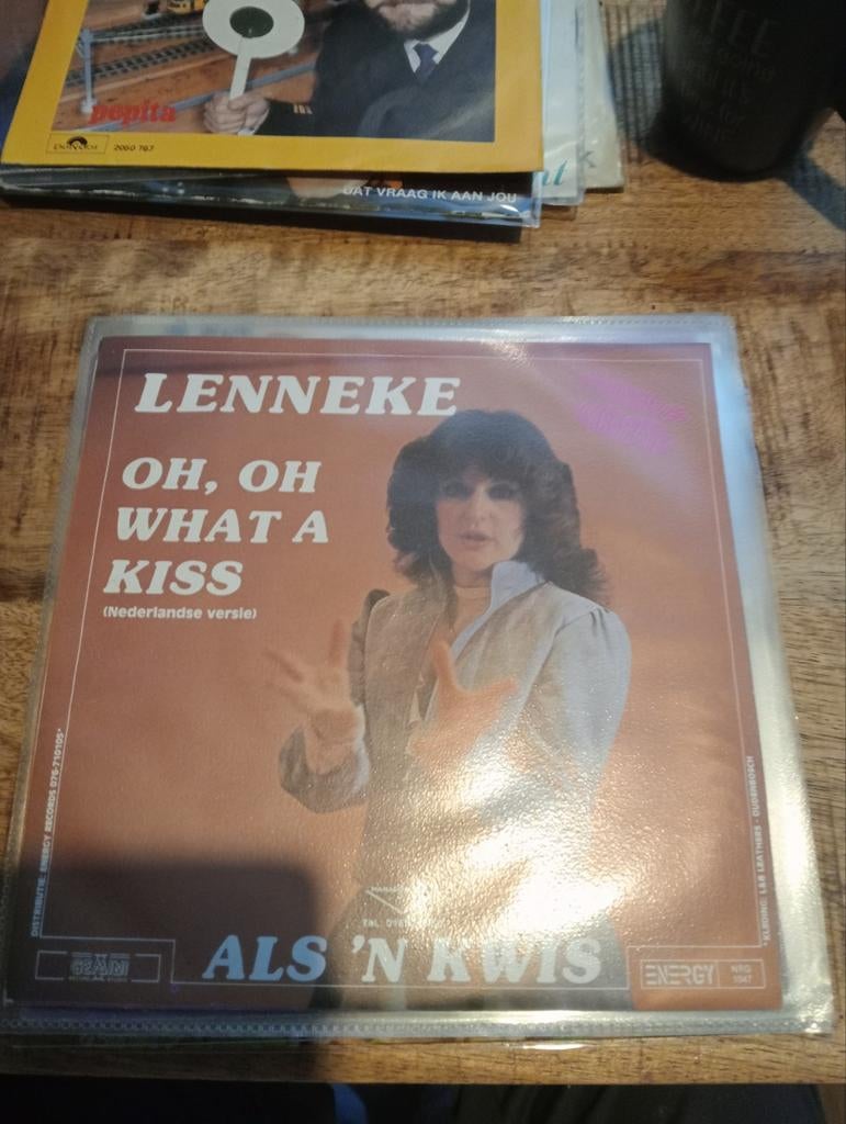 Lenneke - oh oh what a kiss, Ophalen of Verzenden, Zo goed als nieuw, Overige formaten, Levenslied of Smartlap