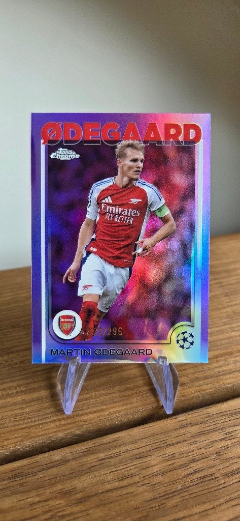 2024 Topps Chrome Martin Odegaard Arsenal /299, Verzenden, Nieuw, Buitenlandse clubs, Poster, Plaatje of Sticker