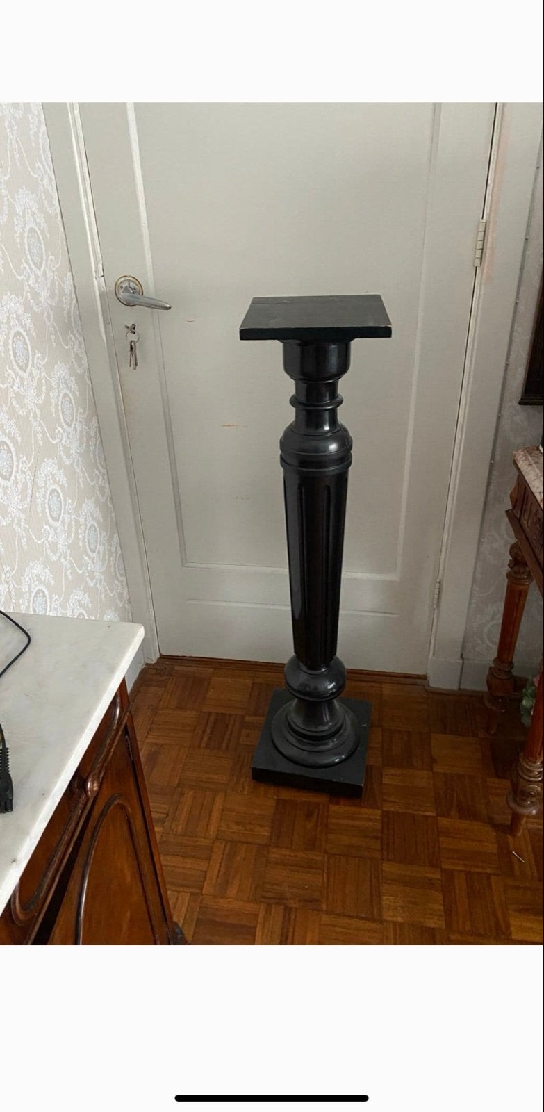 Klassieke houten zuil/sokkel - 105 cm hoog, Ophalen, Gebruikt