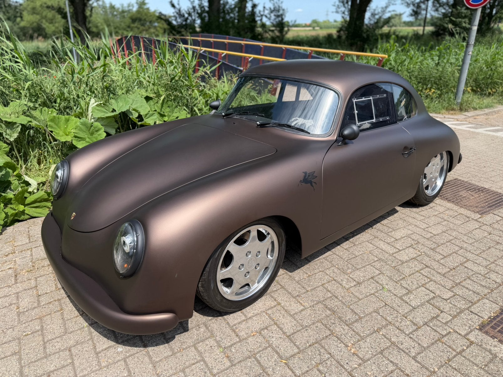 Porsche 356 A outlaw look 1972 Emory Motorsports, Auto's, Oldtimers, Achterwielaandrijving, Zwart, Bruin, Particulier