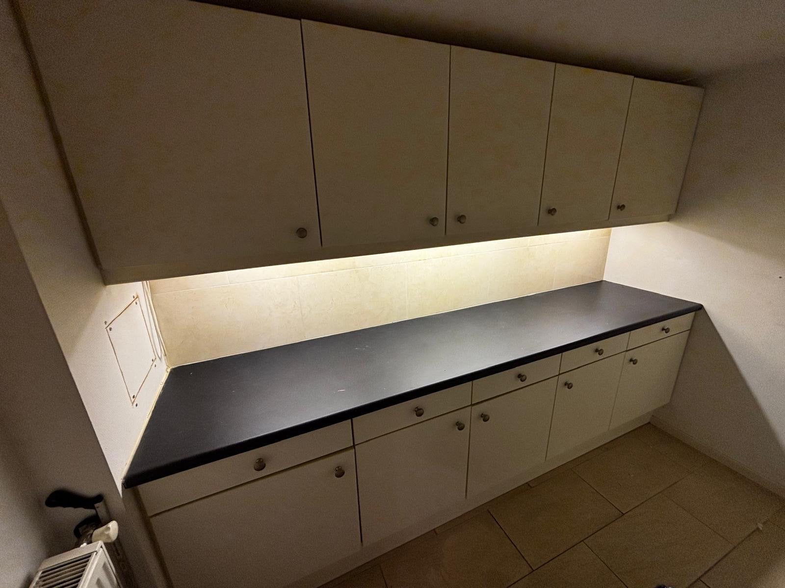 Standaard bijkeuken met 10 kastjes en 5 lades, Huis en Inrichting, Ophalen, Gebruikt, Enkelwandige keuken, Kunststof
