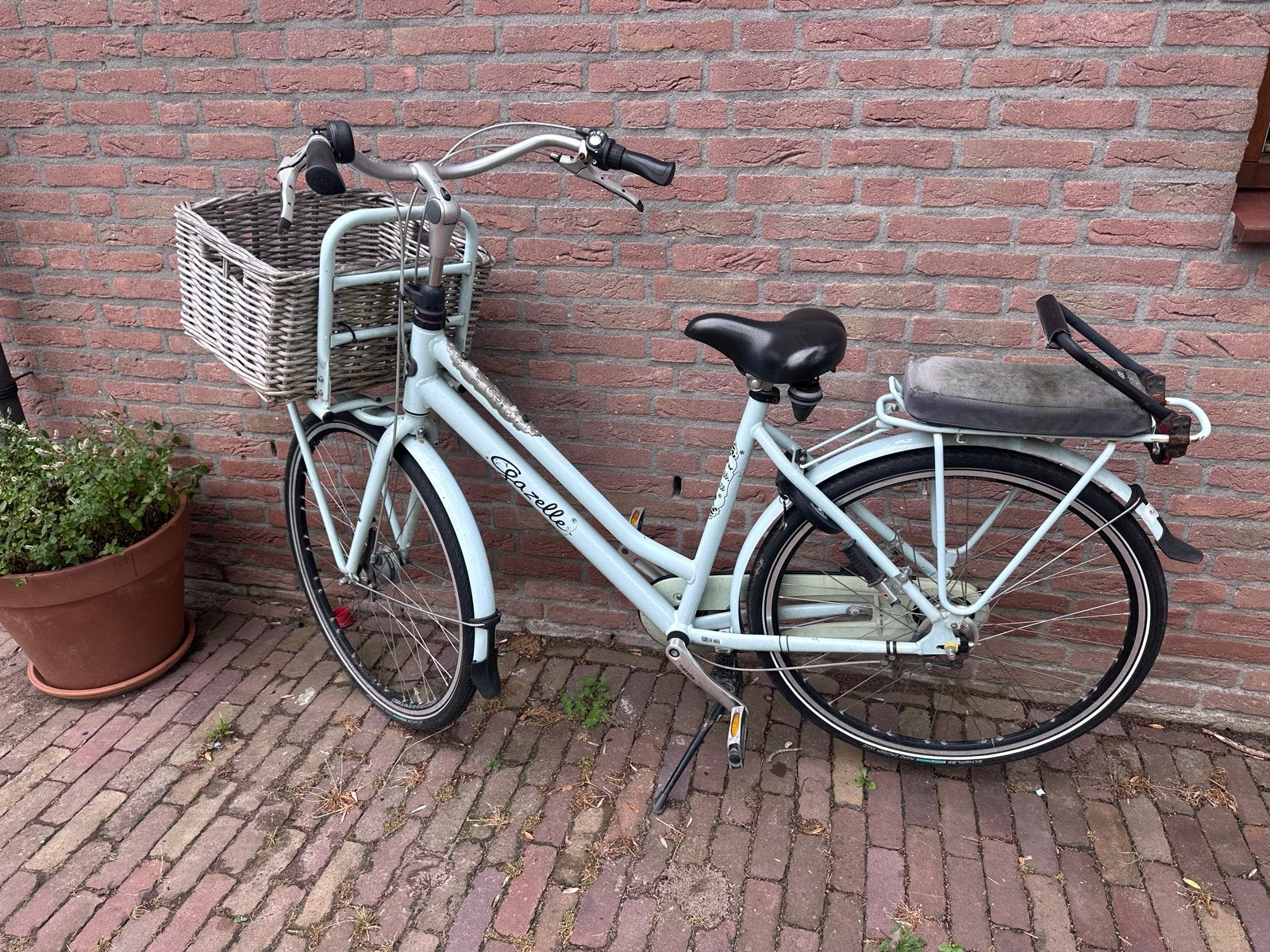 Gazelle transportfiets met mand, Ophalen, Velgrem, Versnellingen, Gazelle