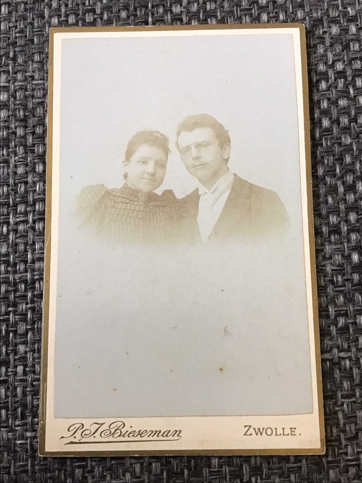 CDV, Man/Vrouw, P.J. BIESEMAN, ZWOLLE, Carte de Visite, Ophalen of Verzenden, Voor 1940, Gebruikt, Foto
