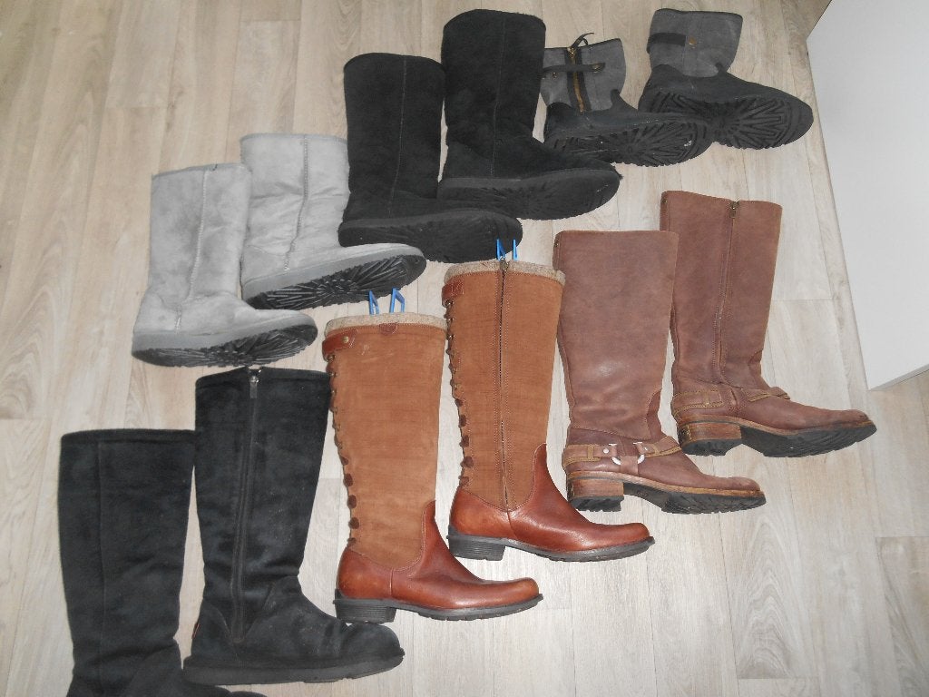 UGGS Snowboots Laarzen Schoenen Sportschoenen Hakjes, Schoenen met lage hakken, Zwart, Ophalen of Verzenden, Zo goed als nieuw