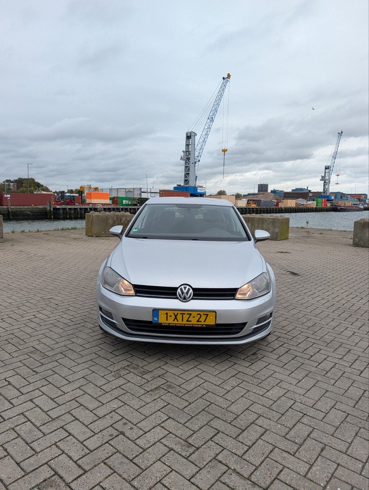 Volkswagen Golf 1.2 TSI 77KW 5D 2013 Grijs, Auto's, Voorwielaandrijving, 4 cilinders, 610 kg, 49 €/maand