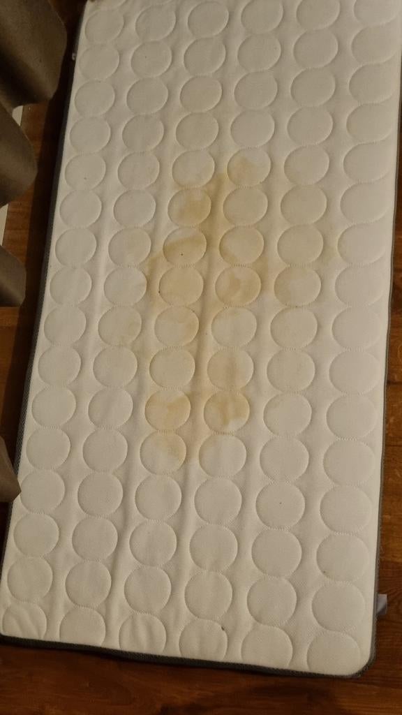IKEA HIMLAVALV matras, Huis en Inrichting, Slaapkamer | Matrassen en Bedbodems, Gebruikt, Matras, 70 cm of minder, 190 cm of minder