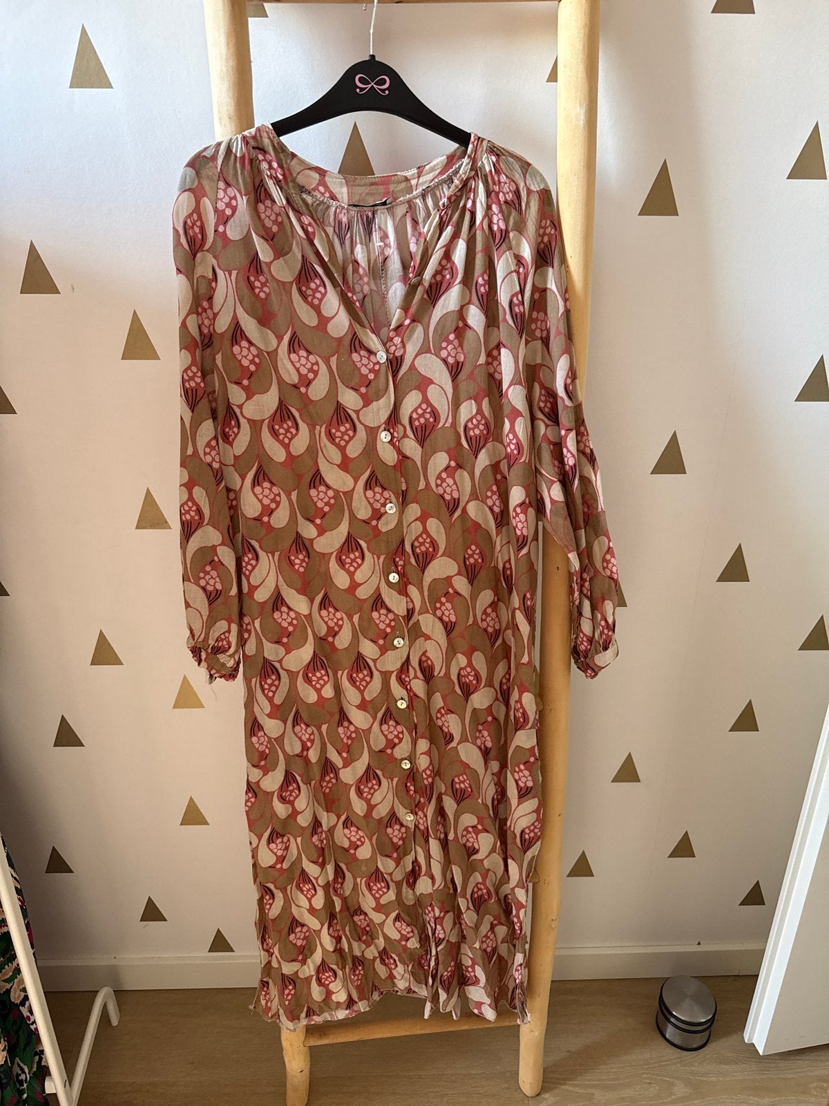 Garconne Made in Italy Jurk Maat L, Kleding | Dames, Beige, Maat 42/44 (L), Ophalen of Verzenden, Gedragen