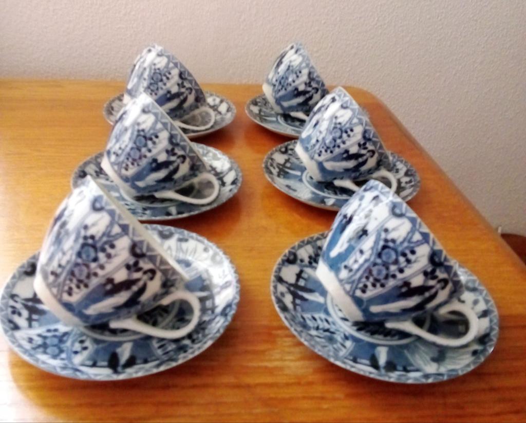 Set van 6 antieke Japanse theekopjes met schotels, Antiek en Kunst, Antiek | Porselein, Ophalen of Verzenden