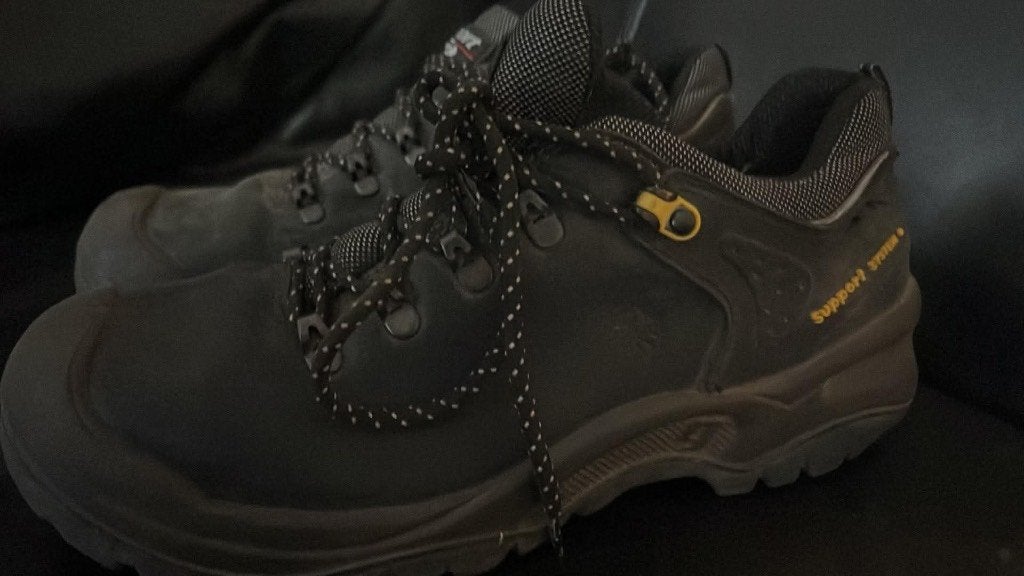 Werkschoenen 43, Zwart, Ophalen of Verzenden, Werkschoenen, Gedragen