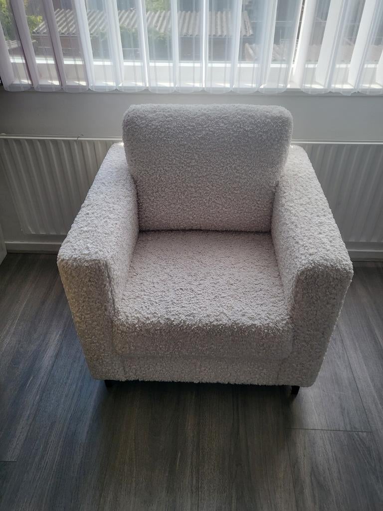 Comfortabele Bouclé Fauteuil - Crème Wit, Modern, Bouclé, Comfortabel, 75 tot 100 cm, Ophalen of Verzenden, Zo goed als nieuw