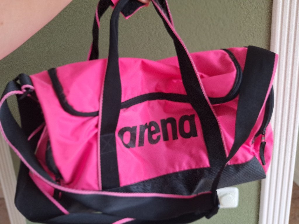 Arena Spiky 2 Duffle Bag Water Proof Small Size 44x22x25cm, Sieraden, Tassen en Uiterlijk, Verzenden, Gebruikt, Unisex volwassen