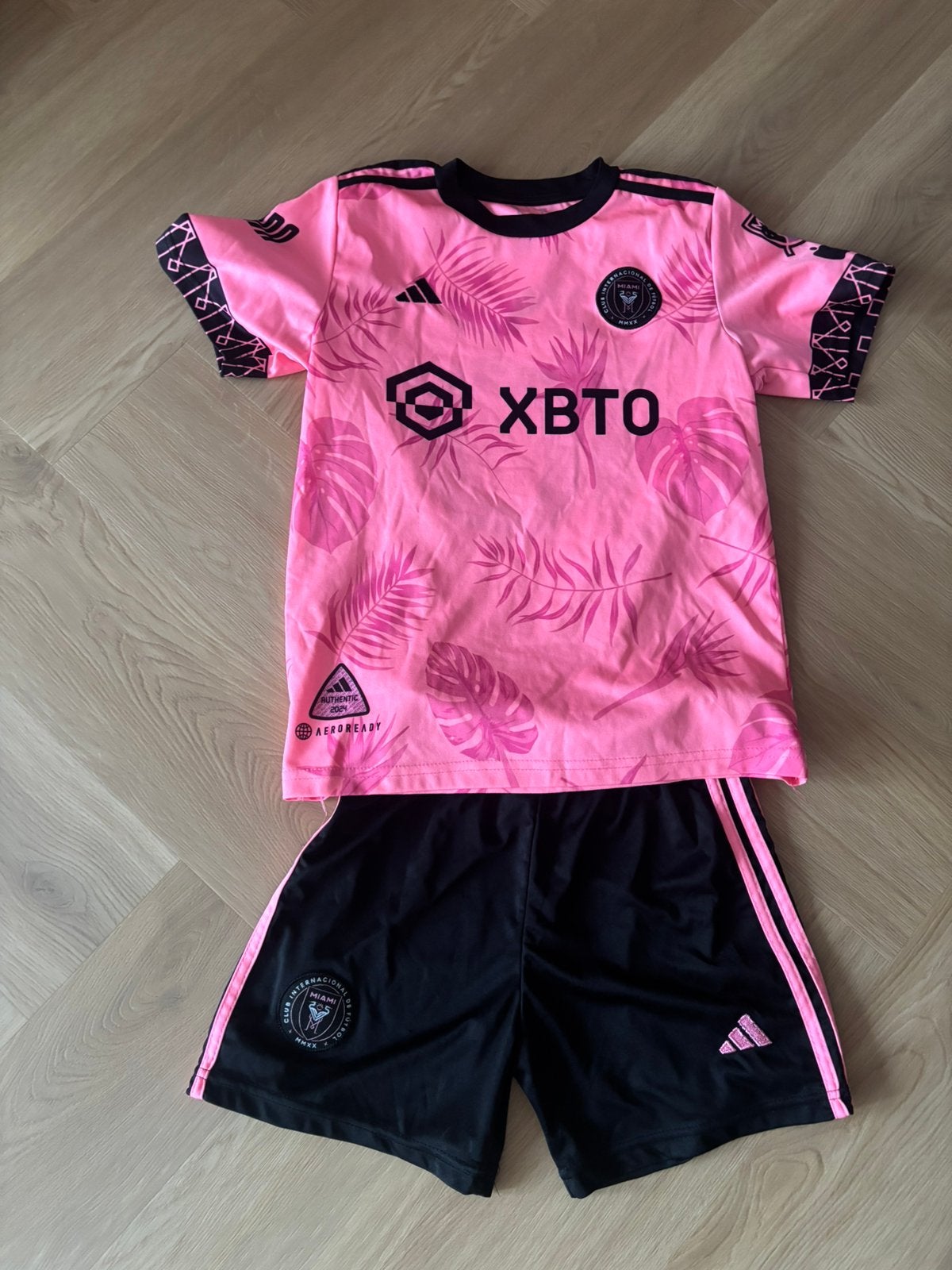 Messi inter Miami voetbalsetje maat 152, Maat XS of kleiner, Ophalen of Verzenden, Gebruikt, Set