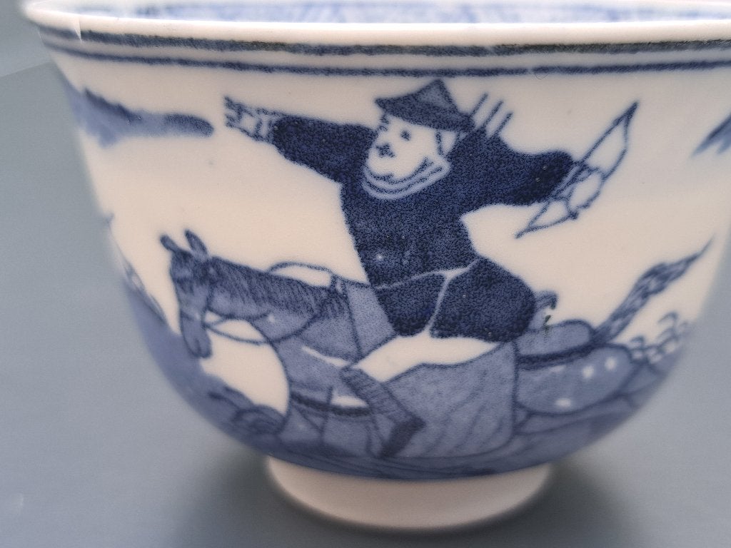 Chinees Porselein Kop en Schotel - Krijgers te Paard - Qing, Antiek en Kunst, Antiek | Porselein, Ophalen of Verzenden